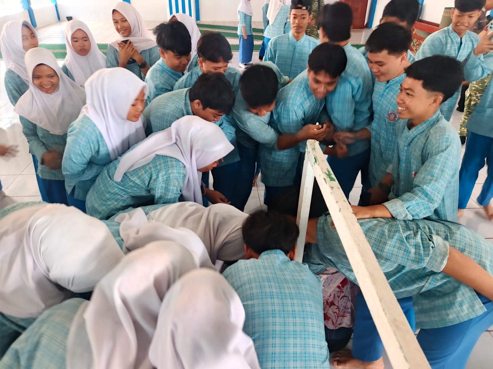 Kegiatan TMMD Ke-130 Dorong Pembangunan Karakter dan Kesadaran Nasional di Bengkulu