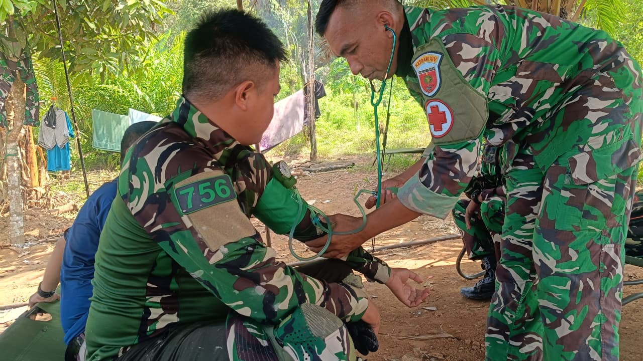 TNI Manunggal Membangun Desa Sediakan Pelayanan Kesehatan bagi Warga Luwu Timur