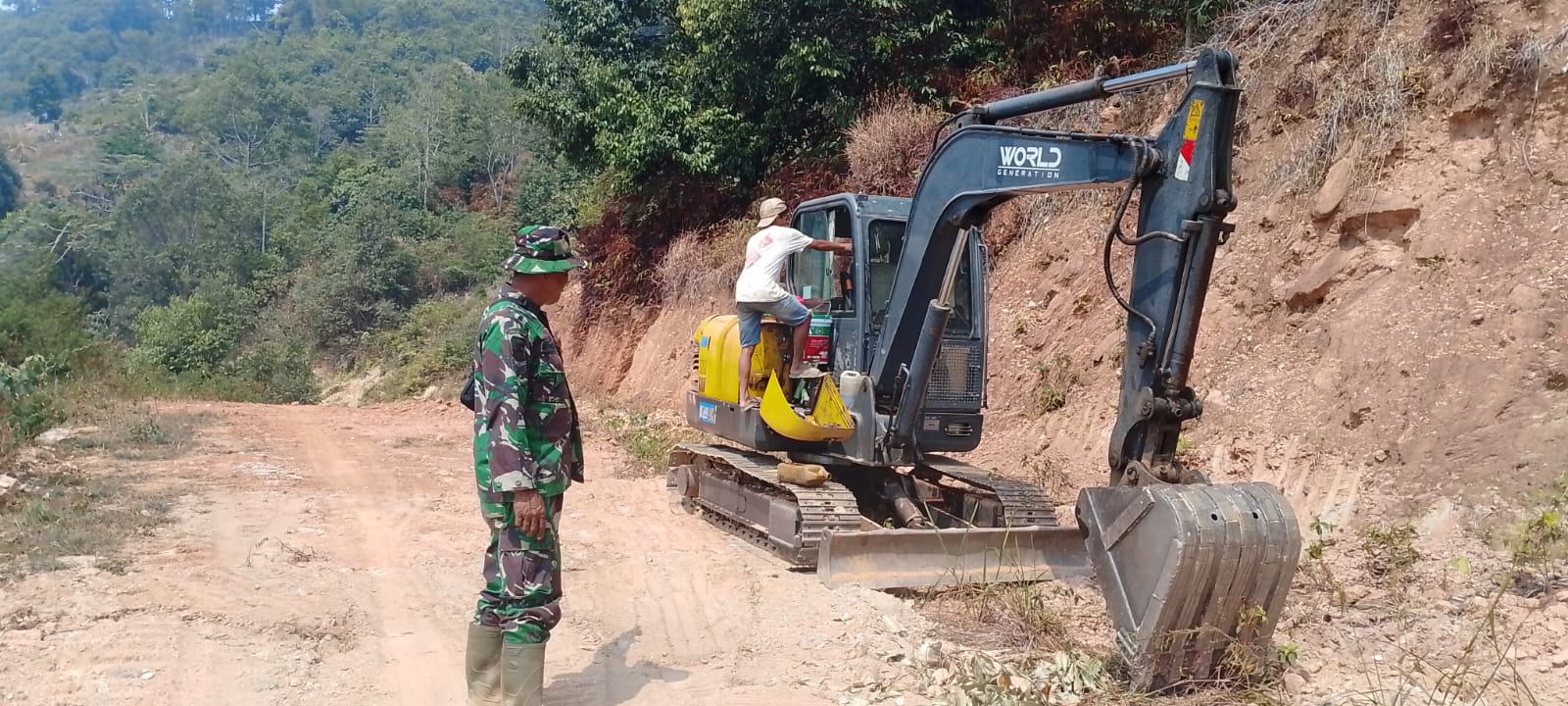 Pembangunan Jalan Desa Dulumai Dimulai, Alat Berat Siap Dukung Aksesibilitas