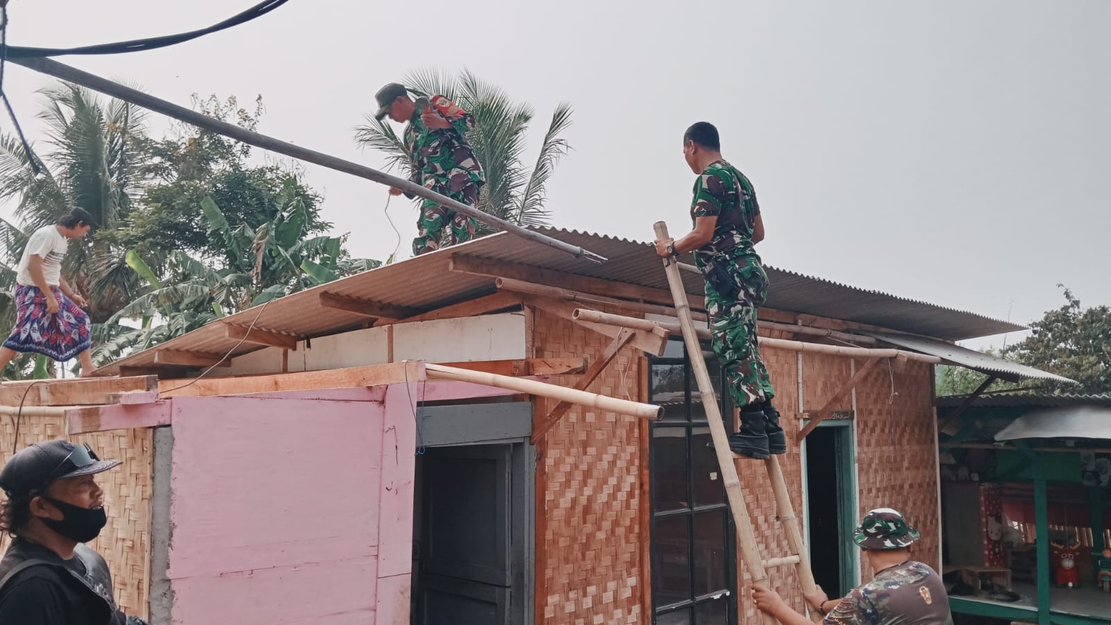 Transformasi Hunian Ibu Sukesti Melalui TMMD Ke-130