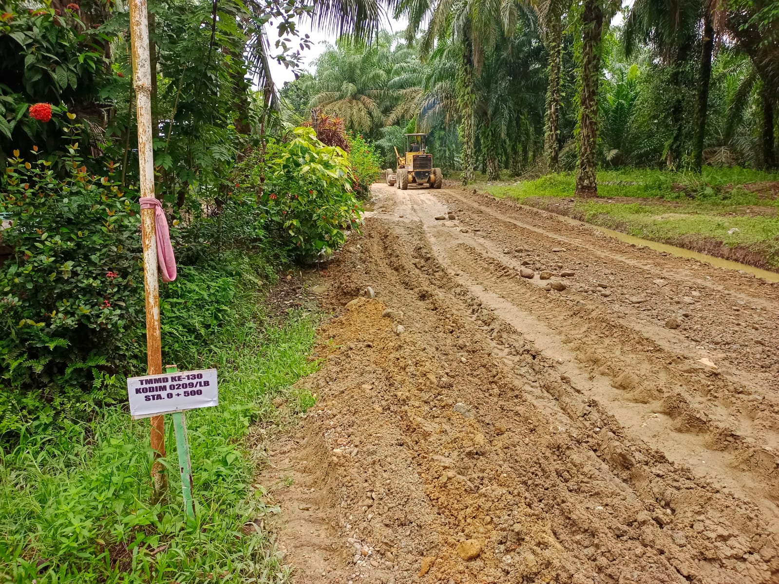 Akses Aek Batu–Pinang Damai Ditingkatkan, TMMD ke-130 Bantu Permudah Mobilitas Warga