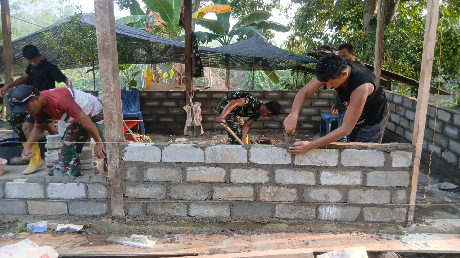 Perubahan Bersama TMMD ke-130: Rumah Hendra Dapat Sentuhan Baru