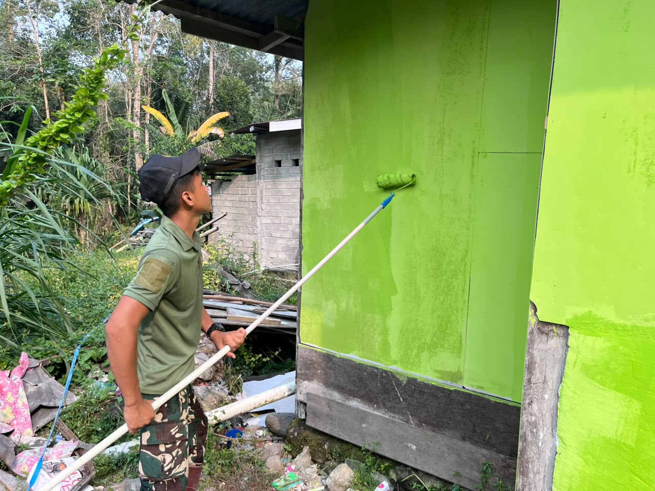 Demi Ibu Mida Tak Kebocoran Lagi, Satgas TMMD ke-130 Kodim 1403/Palopo Kebut Pembangunan RTLH