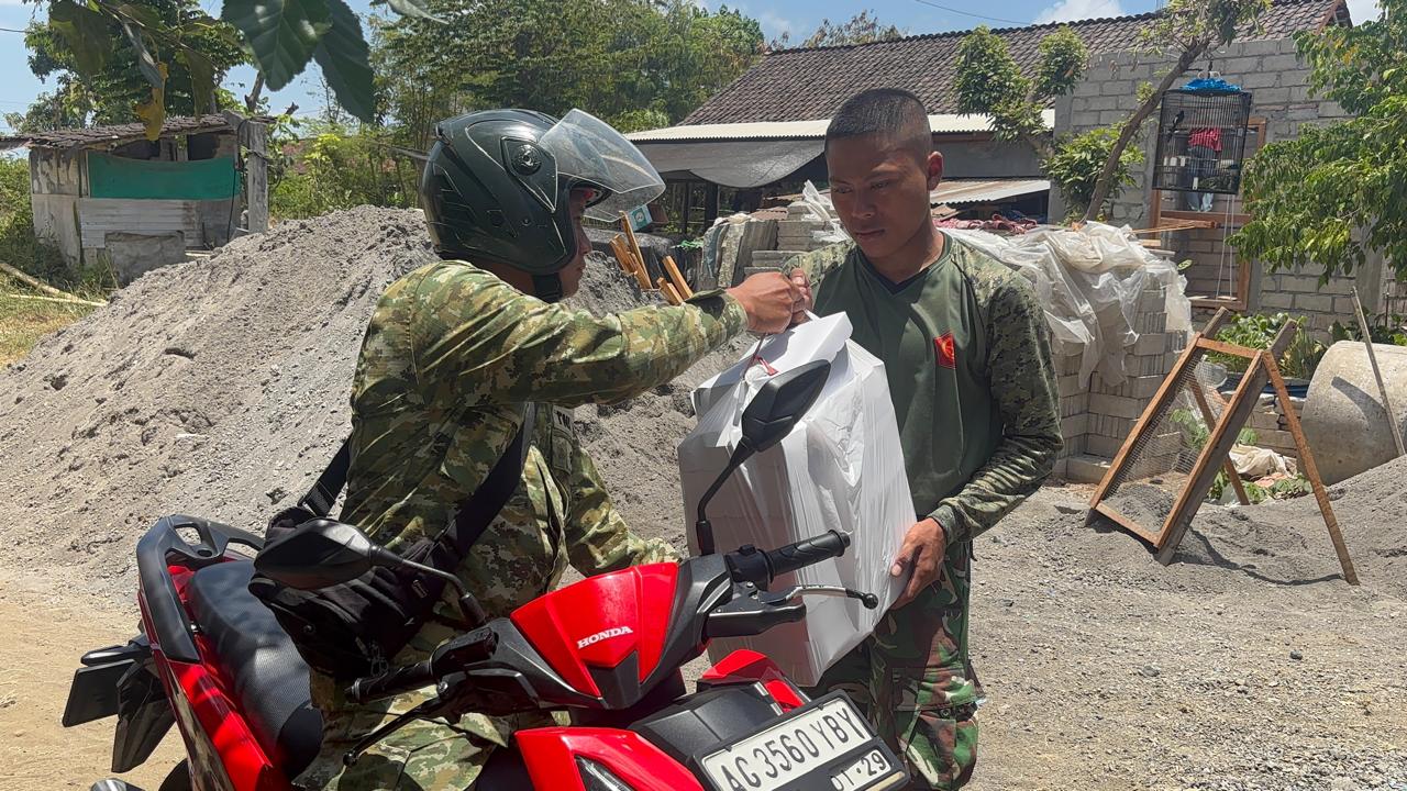 Dukungan Logistik Makan Siang untuk TMMD di Desa Pojok