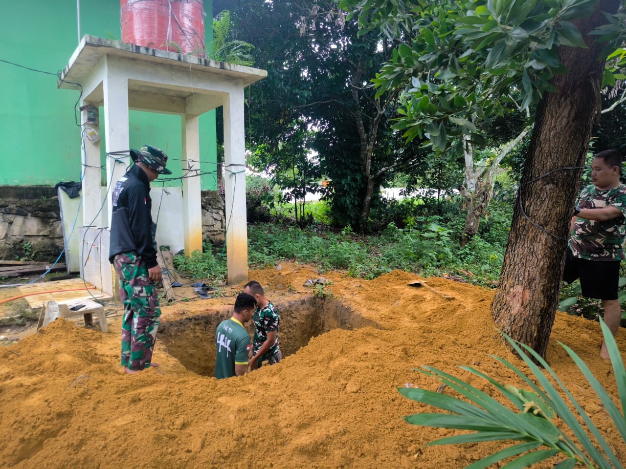 Masyarakat Cikampak 1A Bersuka Cita atas Hadirnya Fasilitas MCK Baru