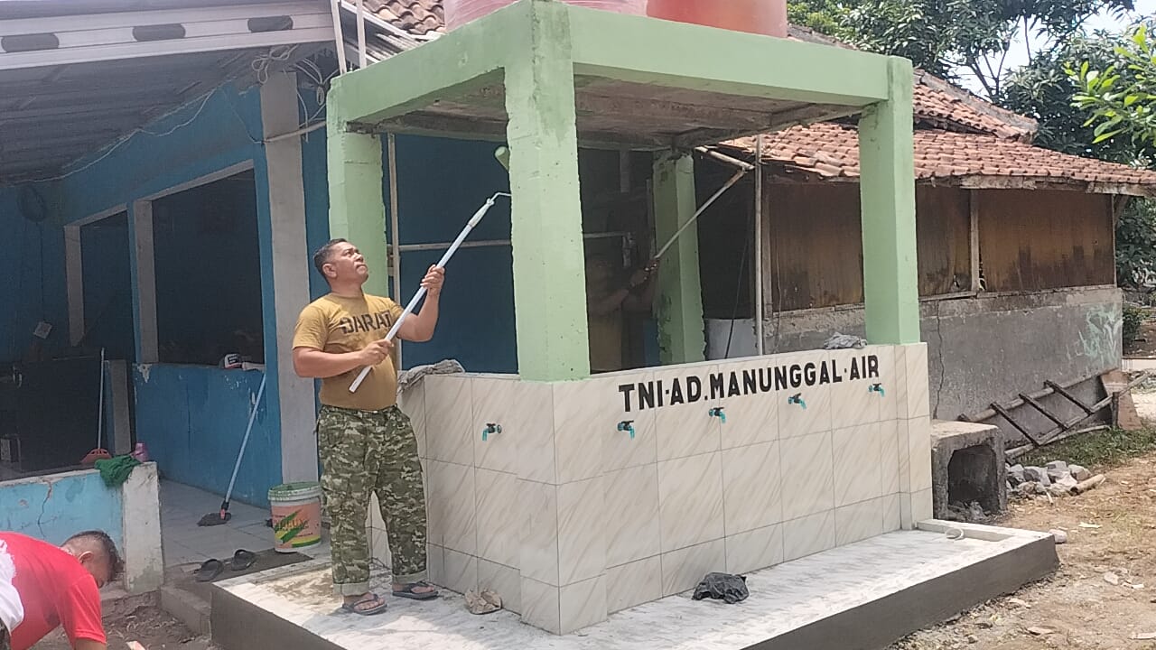 Semangat Gotong Royong di TMMD Ke-130 Dukung Pembangunan PESANTR