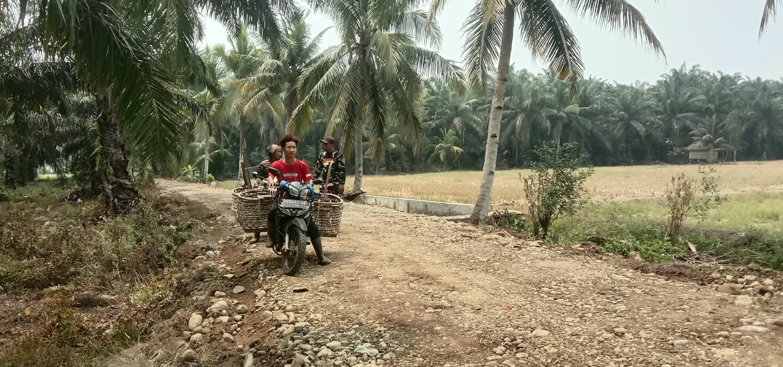 Bukan Hanya Ikut Membangun, Warga Kandang Limun Diajak Jadi Pengawas Jalan TMMD ke-130
