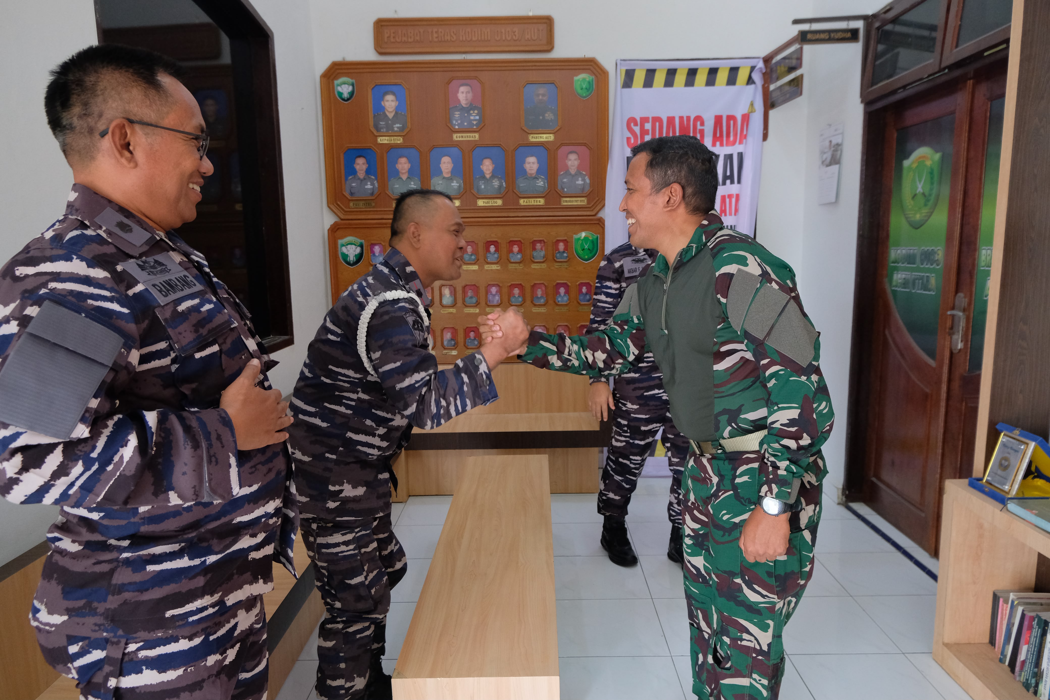 Sinergi TNI AD dan TNI AL Diperkuat Lewat Pertemuan di Aceh Utara