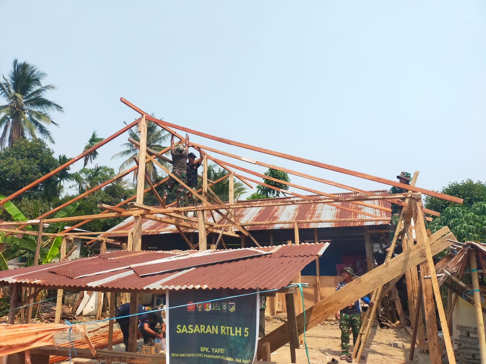 Keberhasilan Proyek RTLH di Desa Mayakeli TMMD ke-130